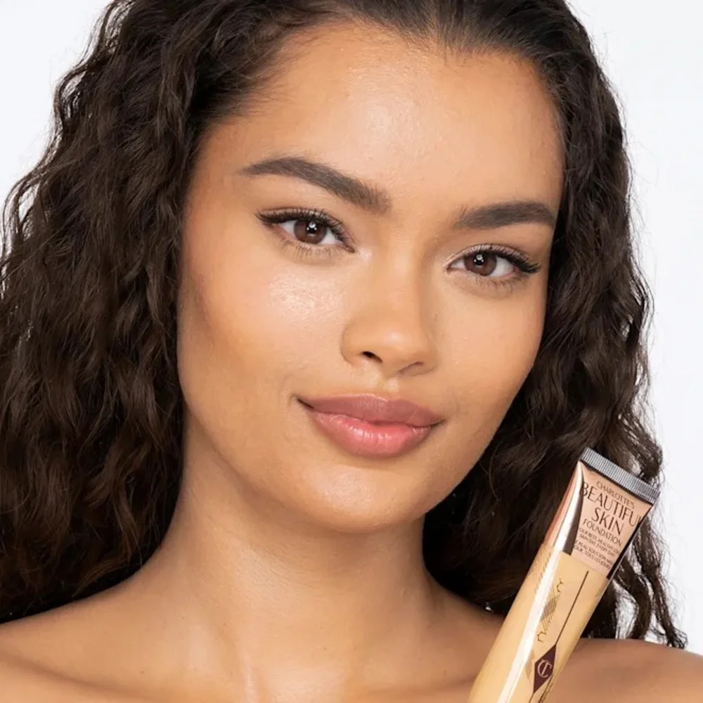 CT ‘8 Neutral’ BEAUTIFUL SKIN FOUNDATION